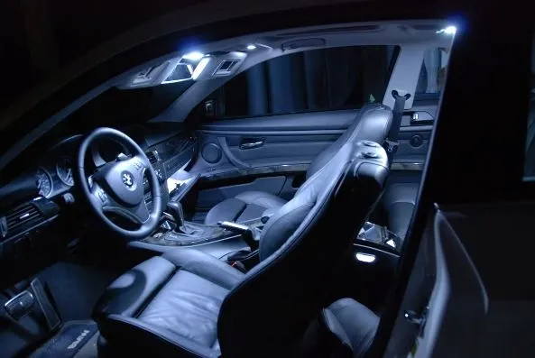 led-oswietlenie-podsufitki-wnetrza-bmw-e90-e91-e92-stan-nowy-stan-opakowania-oryginalne