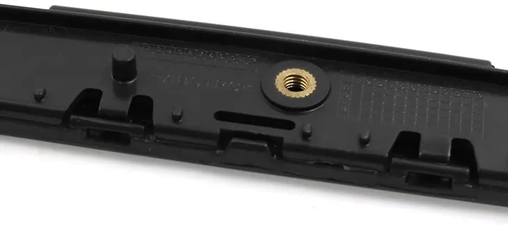 grill-nerki-bmw-e90-e91-4d-2005-2008-czarne-produkt-wprowadzony-do-obrotu-na-terenie-ue-przed-13-12-2024-tak