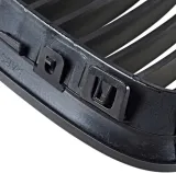 grill-kratki-nerki-bmw-e81-e87-black-matte-strona-zabudowy-przod