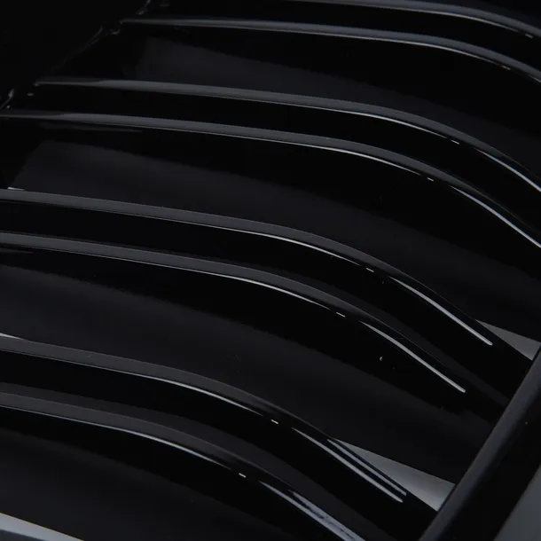 black-glossy-atrapa-grill-nerki-bmw-e60-e61-bmw-5-numery-katalogowe-zamiennikow-bmw-5-e60-sedan-od-2003-do-2010-rokuorbmw-5-e61-touring-kombi-od-2003-do-2010-rokuorbmw-m5-od-2004-do-2011-roku