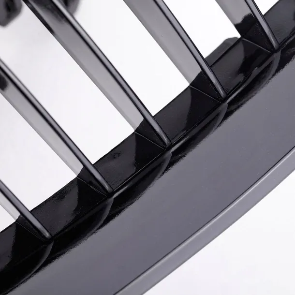 nerki-atrapa-grill-czarny-polysk-do-bmw-e60-e61-m5-stan-nowy-producent-czesci-shr-germany