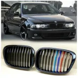 grill-nerka-atrapa-bmw-e39-5-2000-2004-polysk-m-kolor-czarny