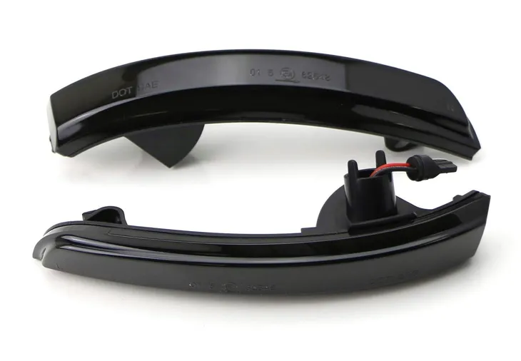 dynamiczne-kierunkowskazy-focus-3-mk3-2010-2018-stan-nowy-numer-katalogowy-czesci-focus-3-iii-mk3-2010-2018