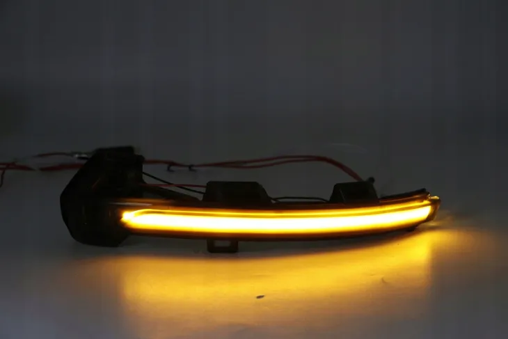 ledowe-kierunkowskazy-audi-a1-2010-2018-stan-nowy-numer-katalogowy-oryginalu-8x0949101or8x0949102