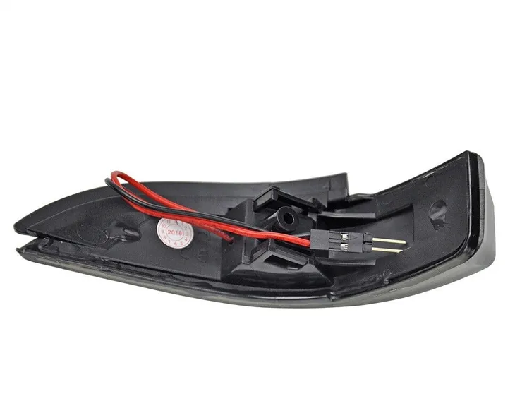 dynamic-kierunkowskazy-toyota-auris-e18-01-2013-produkt-wprowadzony-do-obrotu-na-terenie-ue-przed-13-12-2024-tak