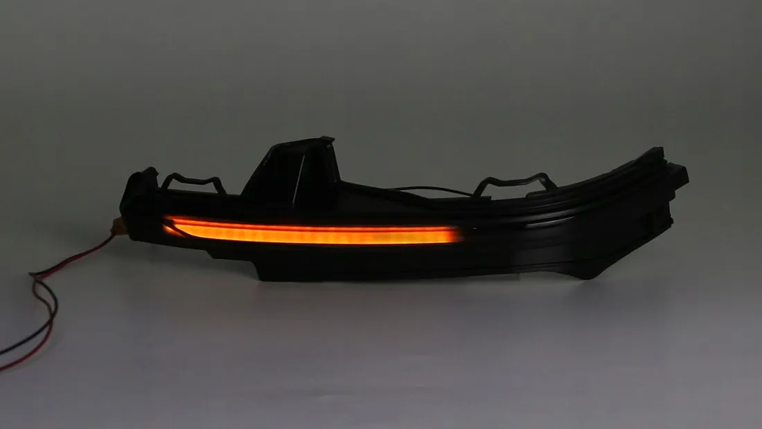 dynamic-led-kierunkowskazy-lusterka-audi-q5-2018-stan-nowy