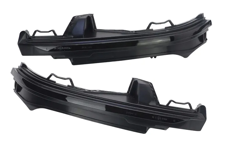 dynamic-led-kierunkowskazy-lusterka-audi-q5-2018-producent-czesci-shr-germany