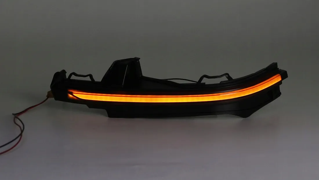 dynamic-led-kierunkowskazy-lusterka-audi-q5-2018-stan-nowy