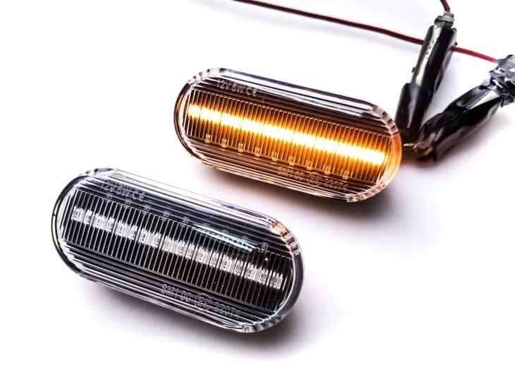 led-dynamiczne-kierunkowskazy-mini-cooper-r60-r61-numery-katalogowe-zamiennikow-8e0-949-127or14805294