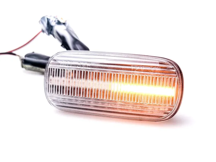led-dynamiczne-kierunkowskazy-mini-cooper-r60-r61-kolor-klosza-bialy