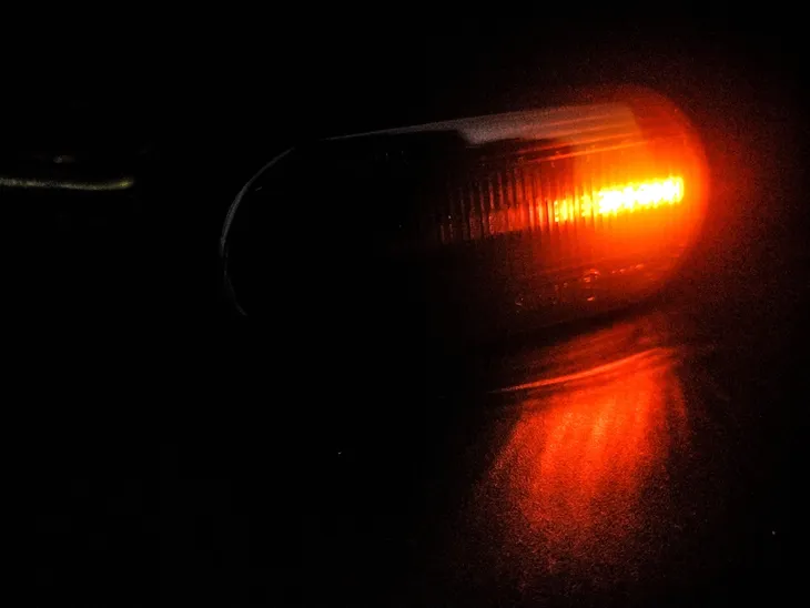 led-dynamiczne-kierunkowskazy-mini-cooper-r60-r61-stan-nowy-jakosc-czesci-zgodnie-z-gvo-dbautomotive