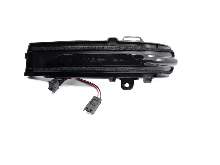 dynamiczne-kierunkowskazy-luster-ford-edge-2015-20-produkt-wprowadzony-do-obrotu-na-terenie-ue-przed-13-12-2024-tak