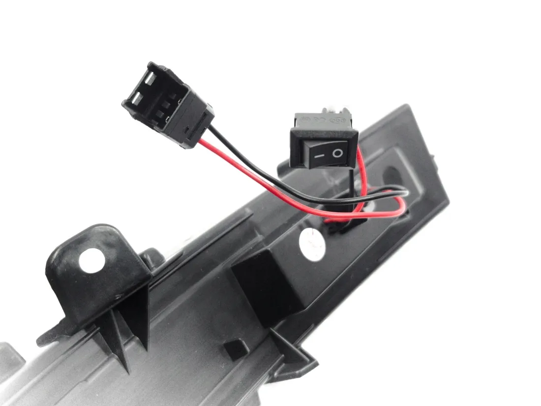 dynamiczne-kierunkowskazy-luster-ford-edge-2015-20-stan-nowy