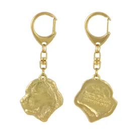 owczarek-srodkowoazjatycki-pozlocony-brelok-do-kluczy-z-psem-ozdoba-tore