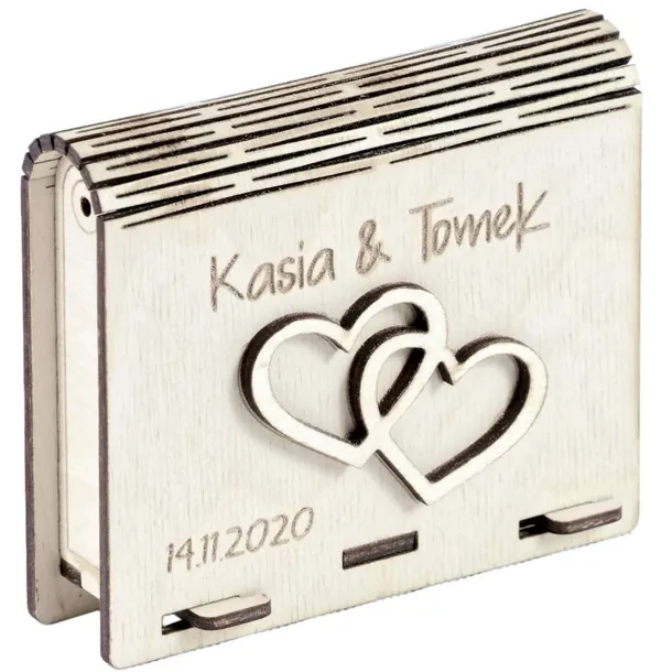 pudelko-na-pendrive-z-grawerem-okazje-boze-narodzenie-chrzest-dzien-babci-dzien-chlopaka-dzien-kobiet-dzien-matki-dzien-ojca-gratulacje-imieniny-jubileusz-komunia-narodziny-rocznica-slub-urodziny-walentynki-wielkanoc-inna