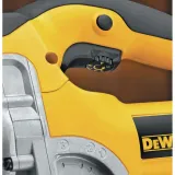 wyrzynarka-dewalt-dw331k-informacje-dodatkowe-walizka-transportowa