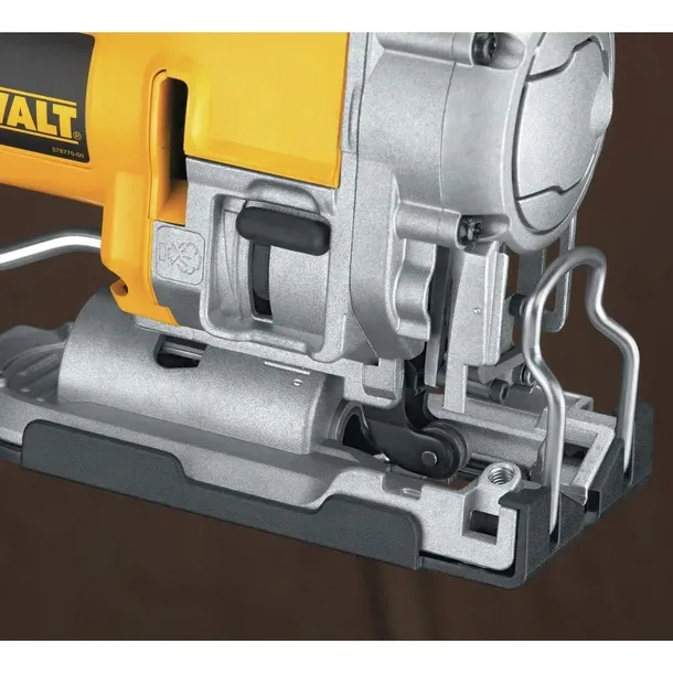 wyrzynarka-dewalt-dw331k-waga-z-opakowaniem-4-32-kg