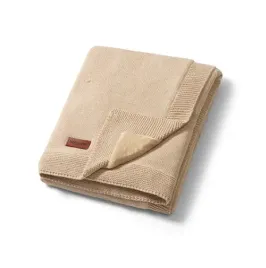 kocyk-bawelniany-z-flanelowym-podszyciem-bezowy-babyono