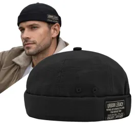 czapka-dokerka-krotka-leonka-bez-daszka-bawelniana-czarna-pako-jeans