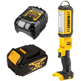 akumulatorowa-latarka-led-18v-300-1000lm-dewalt-dcl050-1x4ah-ladowarka