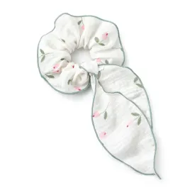 scrunchie-muslinowa-gumka-bawelniana-do-wlosow-delikatna-ze-wstazka
