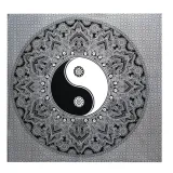 czarno-biala-narzuta-ozdoba-scienna-ying-yang
