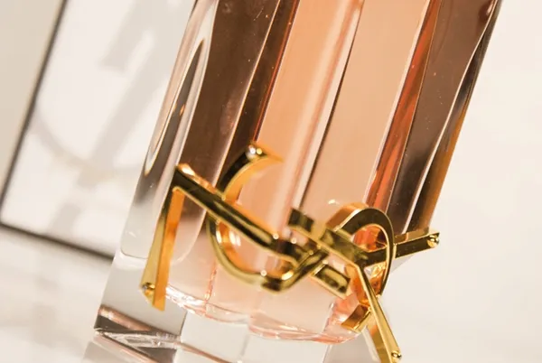 yves-saint-laurent-libre-90ml-edp-stan-nowy