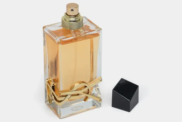 yves-saint-laurent-libre-90ml-edt-stan-nowy-pojemnosc-opakowania-90-ml