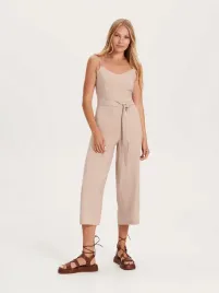 bezowy-kombinezon-z-modalu-reserved-l