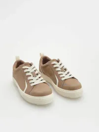 brazowe-klasyczne-trampki-reserved-38