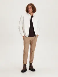 biala-bomberka-na-zamek-reserved-l