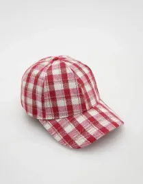 czerwona-czapka-z-daszkiem-reserved-uniwersalny