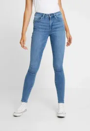 niebieskie-spodnie-jeansowe-only-32