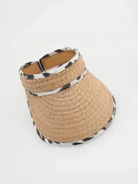 bezowy-pleciony-daszek-reserved-one-size