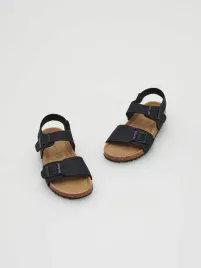 czarne-sandalki-na-rzepy-reserved-30