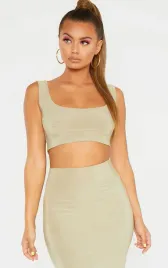 zielony-top-na-ramiaczkach-prettylittlething-xs