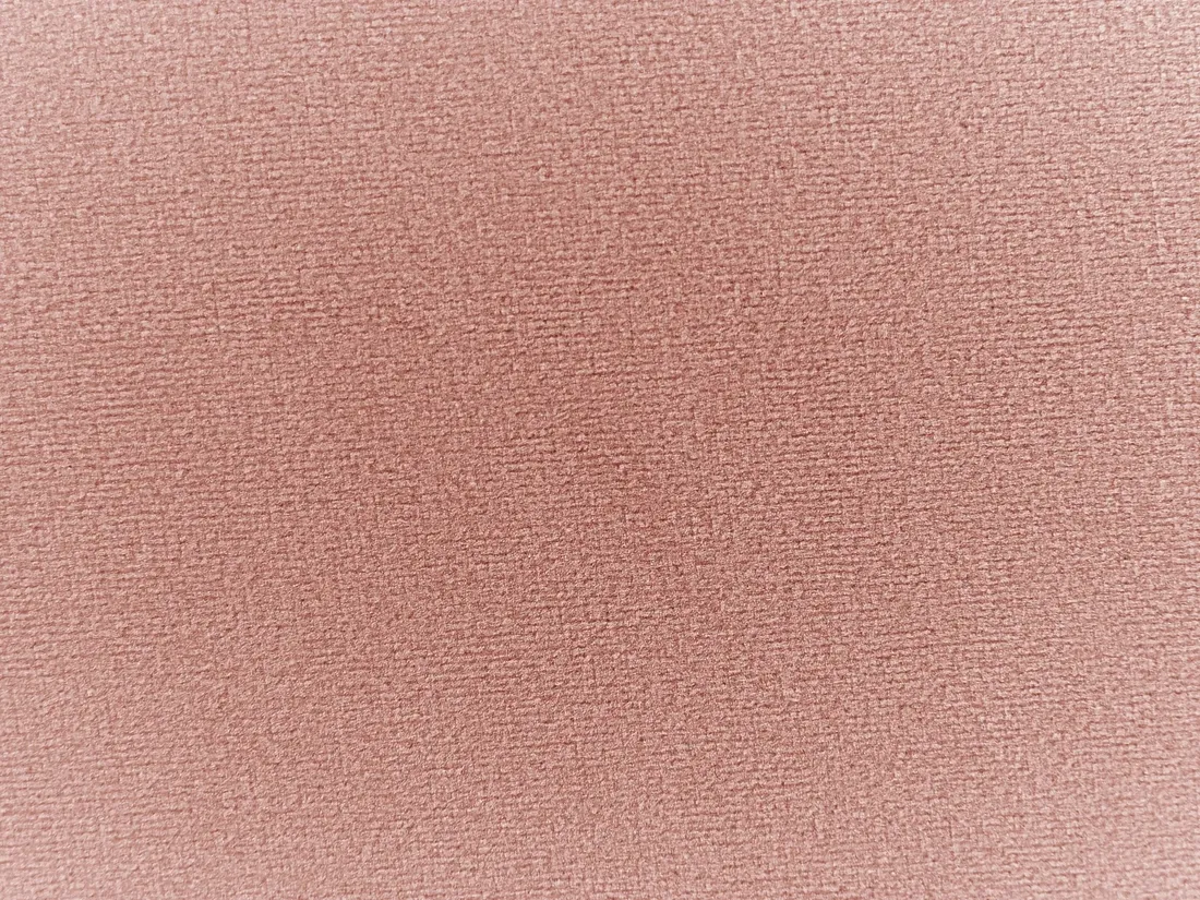 sofa-welurowa-rozowa-savar