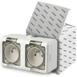 gniazdo-podwojne-hermetyczne-natynkowe-biale-z-klapka-dymne-ip54