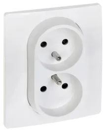 gniazdo-podwojne-le-764541-niloe-230-v-16-a-legrand