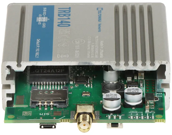 bramka-4g-lte-trb140-teltonika
