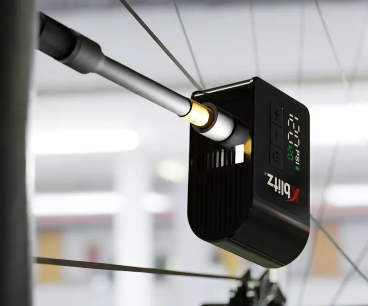 przenosny-mini-kompresor-xb-iway-xblitz