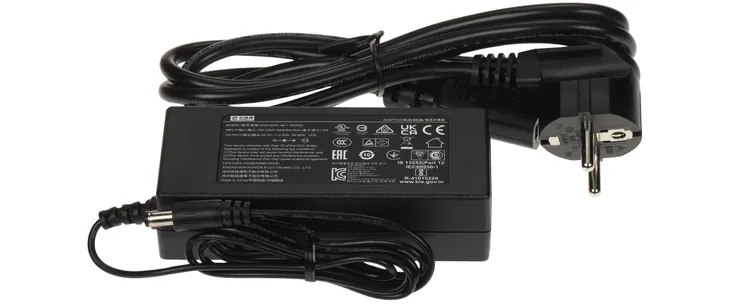 switch-poe-ds-3e0105p-e-m-c-4-portowy-hikvision