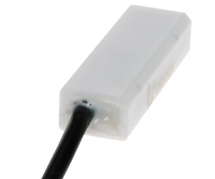 kontaktron-boczny-open-sensor-w-blebox-wi-fi-blebox