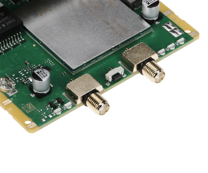 bramka-4g-lte-trb160-teltonika