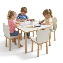 stolik-i-krzeselka-dla-dzieci-4-szt-70x70x47cm-zestaw-mebli-drewnianych