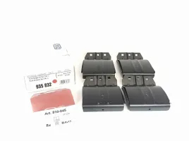 zestaw-mocujacy-dopasowujacy-cruz-kit-935-832