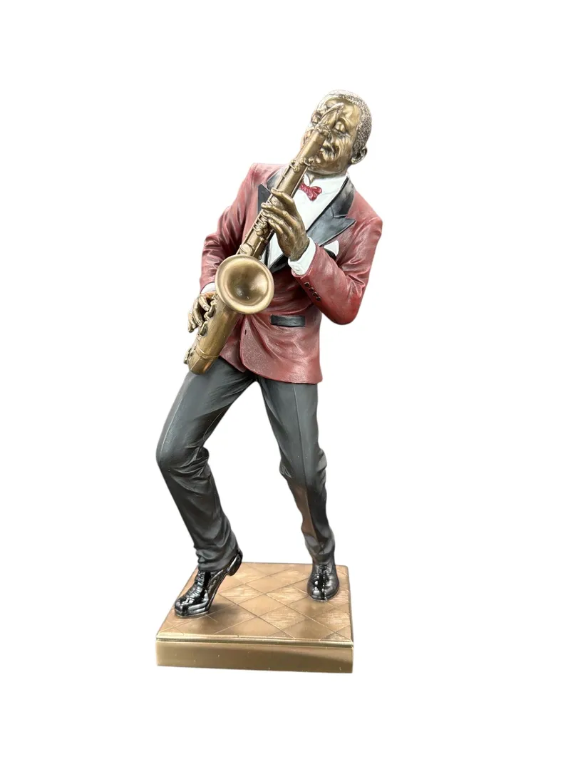 muzyk-saksofonista-veronese-wu76218a5