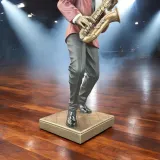 muzyk-saksofonista-veronese-wu76218a5-wysokosc-produktu-28-cm-stan-nowy