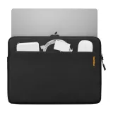 etui-na-laptopa-light-a18-czarny-stan-nowy