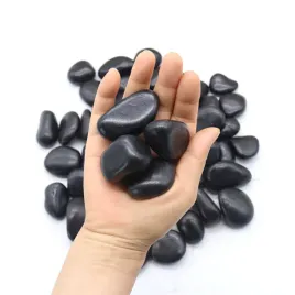 kamien-dekoracyjny-ogrodowy-otoczak-polerowany-2-3-cm-5-kg-czarny